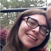 Studentessa universitaria dà ripetizioni di inglese, spagnola, francese, italiano, storia, geografia, a studenti delle elementari, medie e superiori